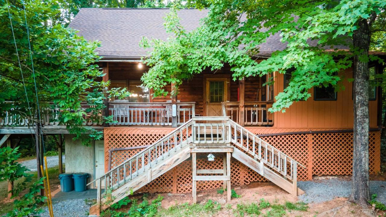 Log Cabin Motor Court Asheville Exterior photo